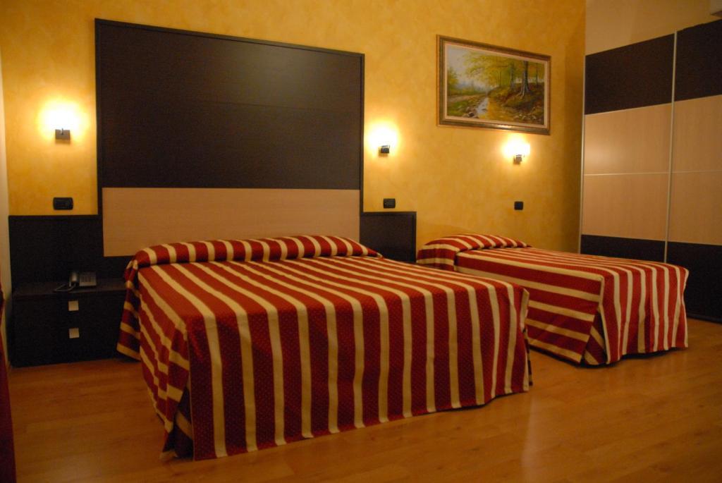 Hotel Iacone Chieti Pokoj fotografie